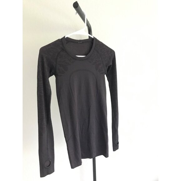 Lulu Lemon Swiftly Tech Long-Sleeve Shirt 2.0 | Hip Length | Size 2 | Dark Maroo - Picture 1 of 6